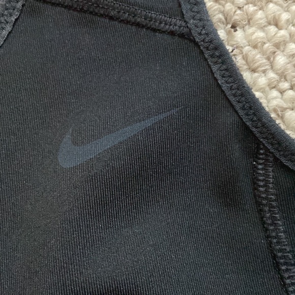 Nike sports bra - Picture 4 of 4